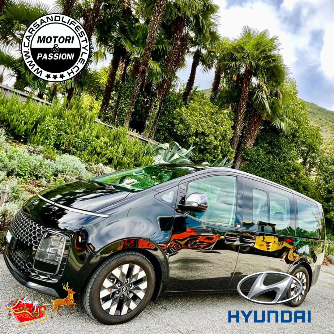 Hyundai Staria Premium