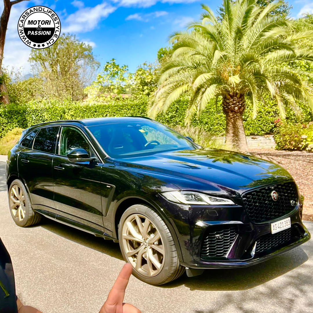 Jaguar F-Pace SVR